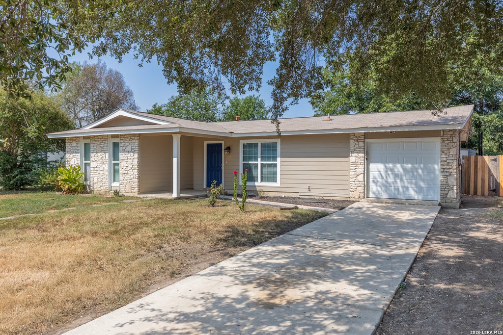 Photo of 1423 Northglen, San Antonio, TX 78227 (MLS # 2012394)