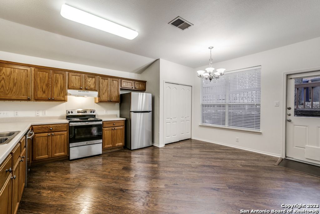 Photo of 5538 PAINTER GRN, San Antonio, TX 78240 (MLS # 1973447)