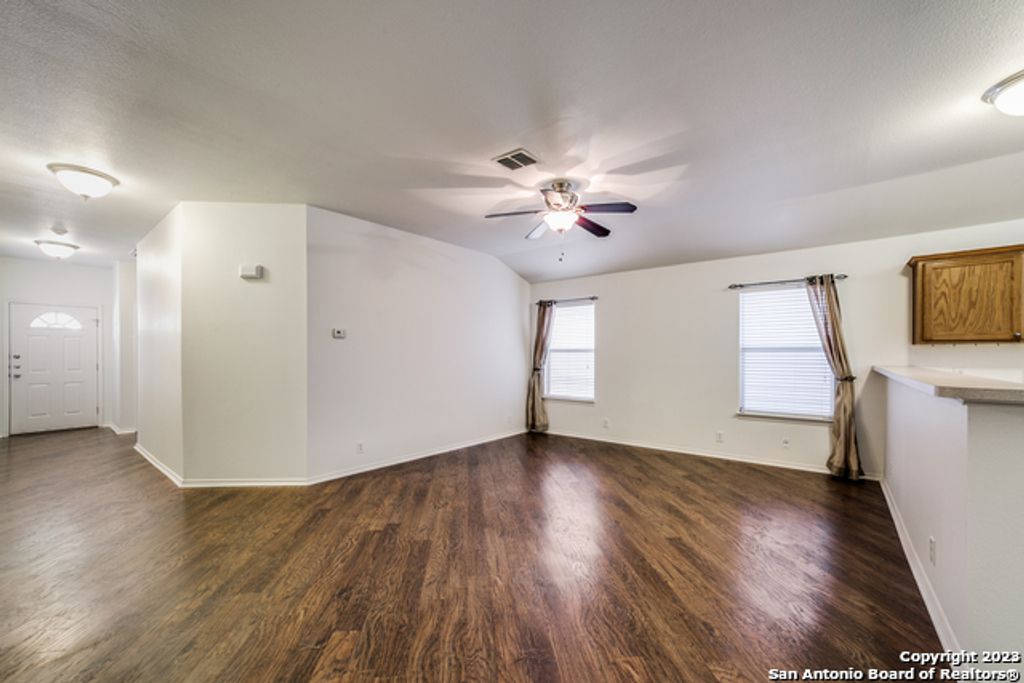 Photo of 5538 PAINTER GRN, San Antonio, TX 78240 (MLS # 1973447)