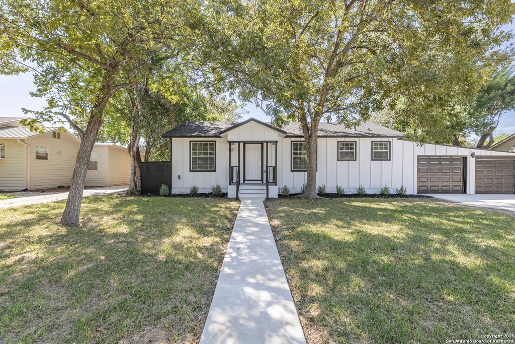 Photo of 106 Irvington, San Antonio, TX 78209 (MLS # 1912349)
