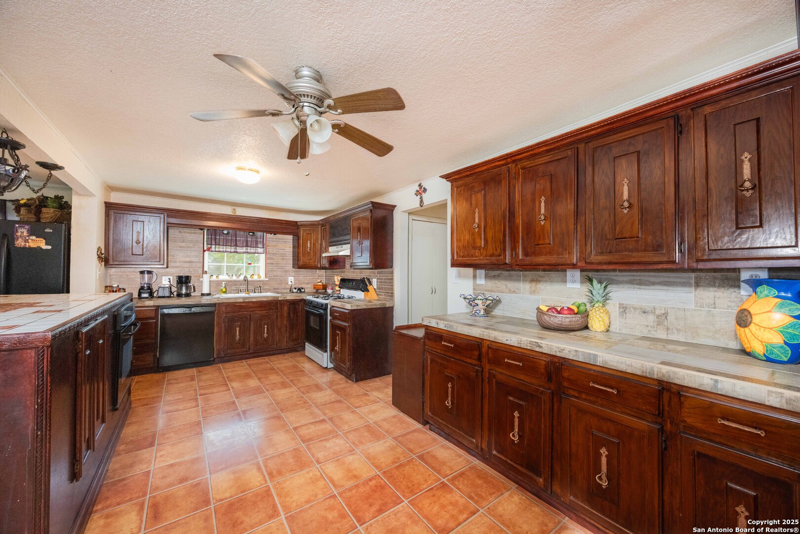 1849 County Road 340