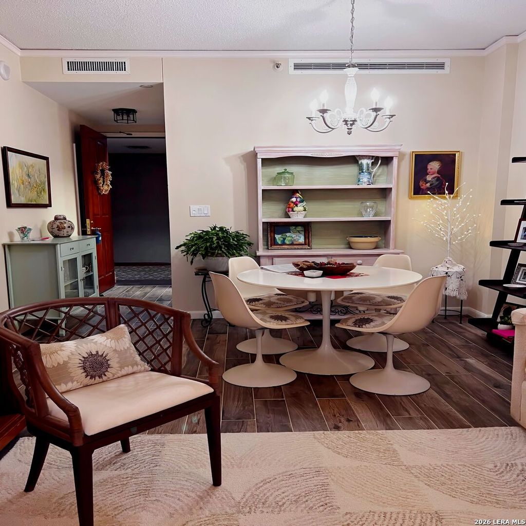 Photo of 1 Towers Park Ln 1604 #1604, San Antonio, TX 78209 (MLS # 1849299)