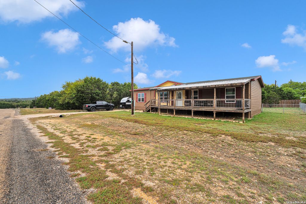 Photo of 592 Private Road 1510, Bandera, TX 78003 (MLS # 1954973)