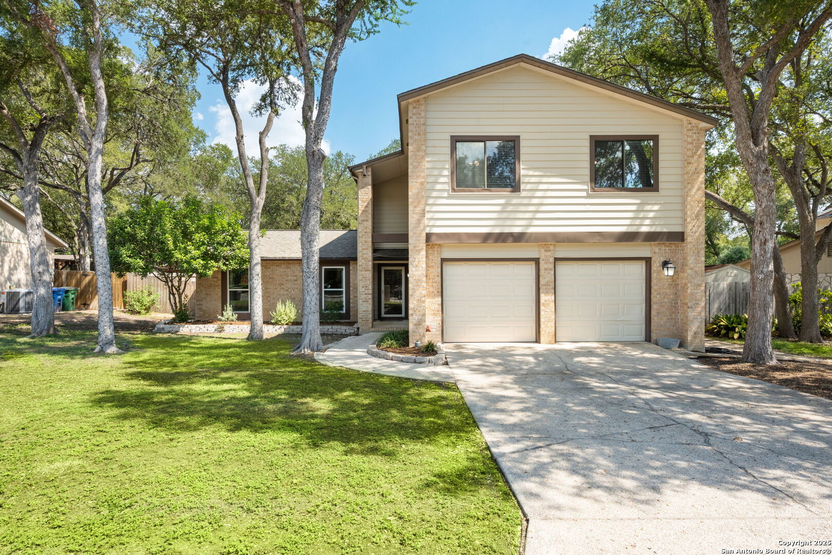2635 Pebble Breeze