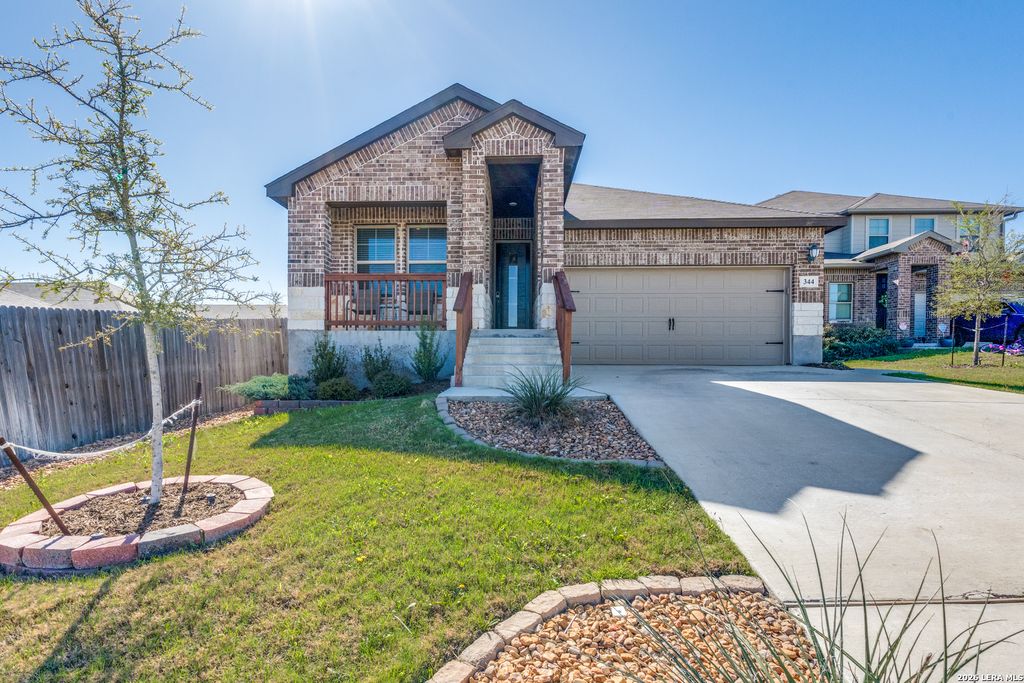 Photo of 344 Quinton Bend, Cibolo, TX 78108 (MLS # 1957320)