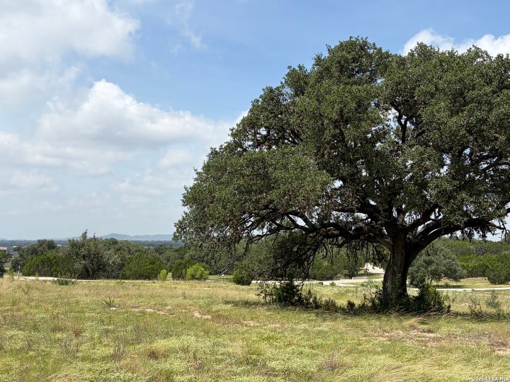 Photo 1 of 10 — LOT 4 Rio Lantana, Pipe Creek, TX 78063