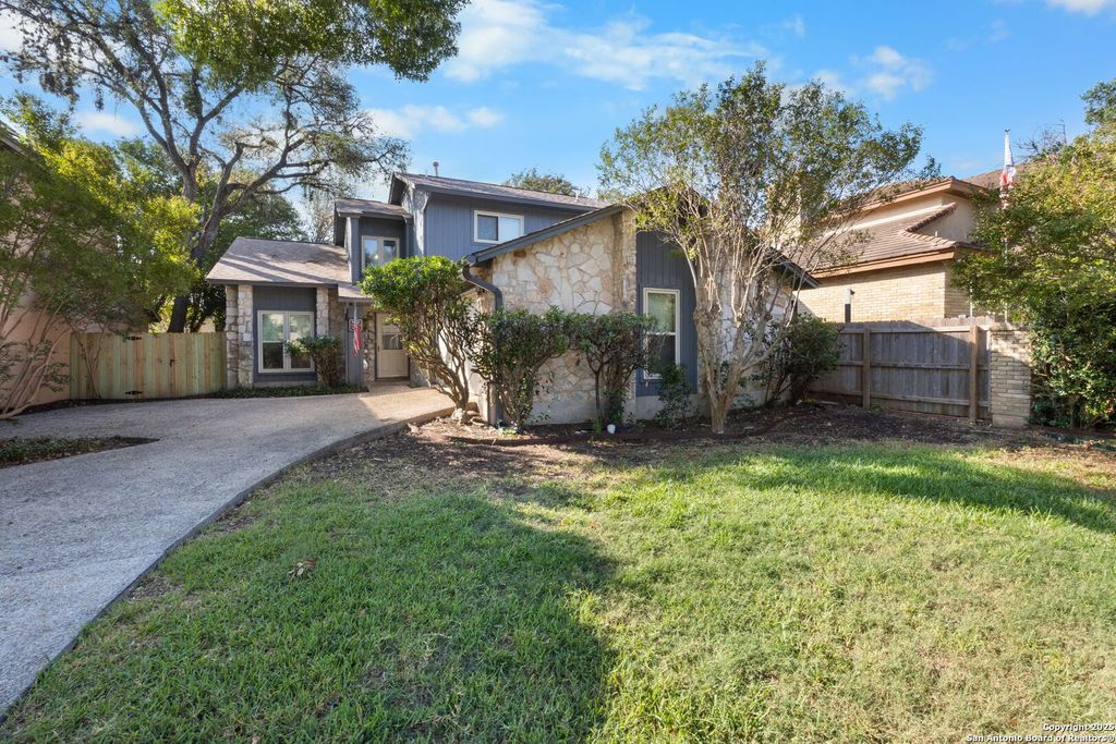 Photo of 2606 Country Square, San Antonio, TX 78209 (MLS # 1926839)