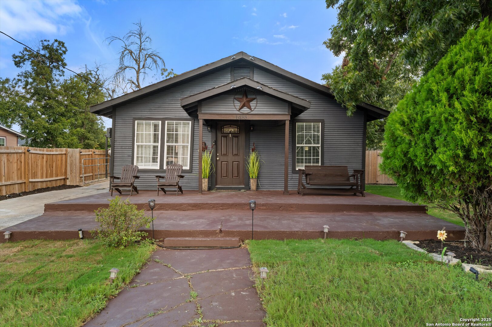 Photo 1 of 34 — 1485 Mill, New Braunfels, TX 78130