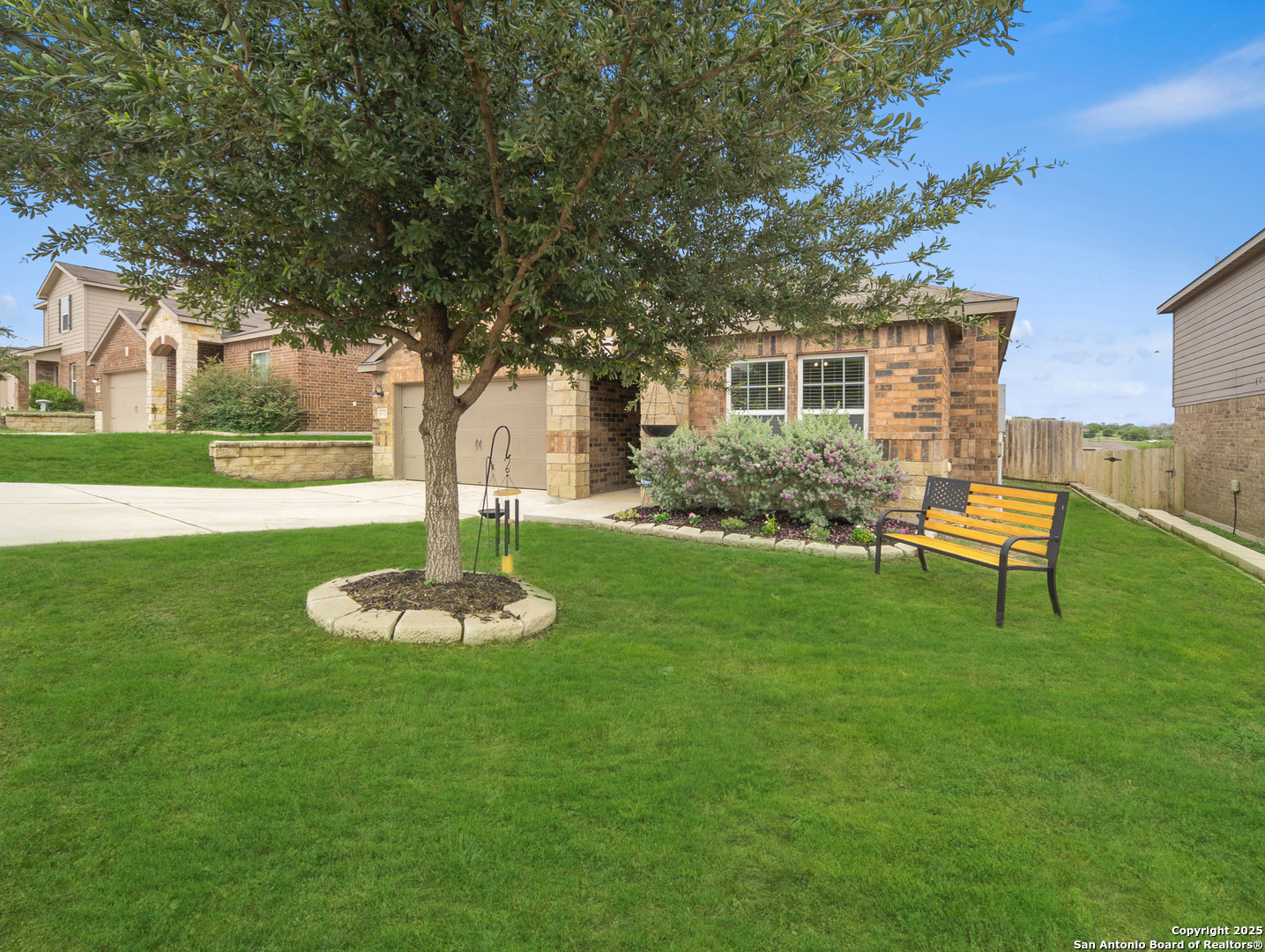 6321 Daisy Way