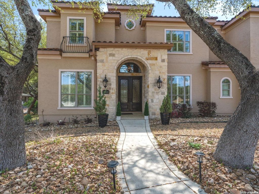 Photo of 24511 BOGEY RDG, San Antonio, TX 78260 (MLS # 1957235)