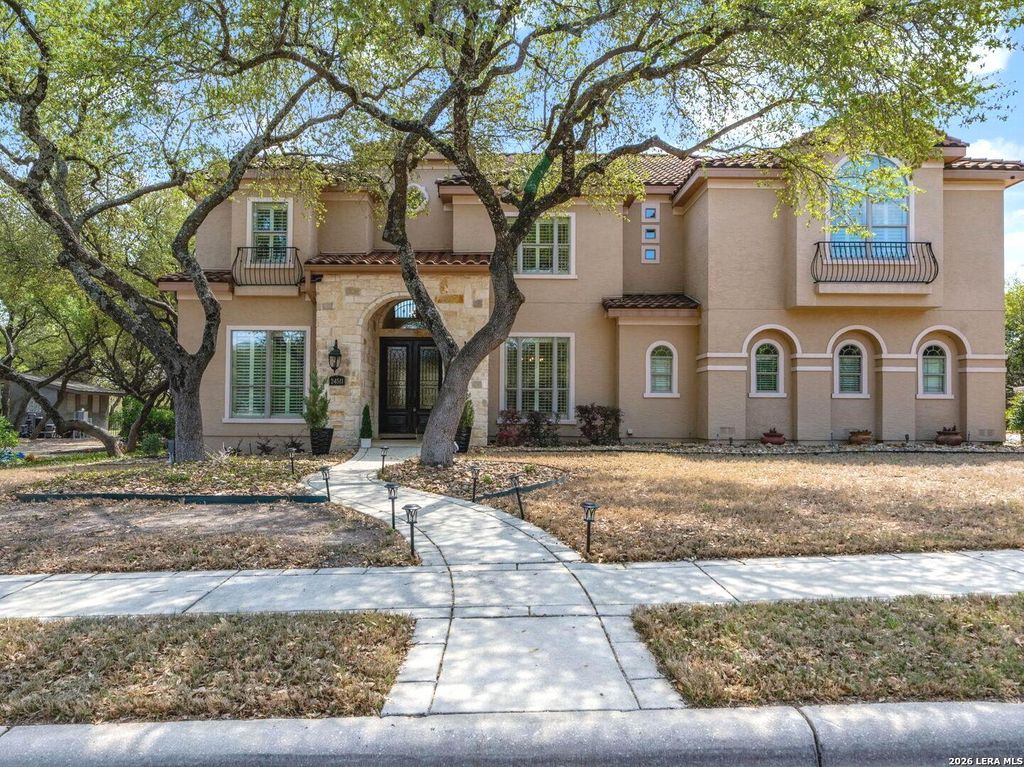 Photo of 24511 BOGEY RDG, San Antonio, TX 78260 (MLS # 1957235)