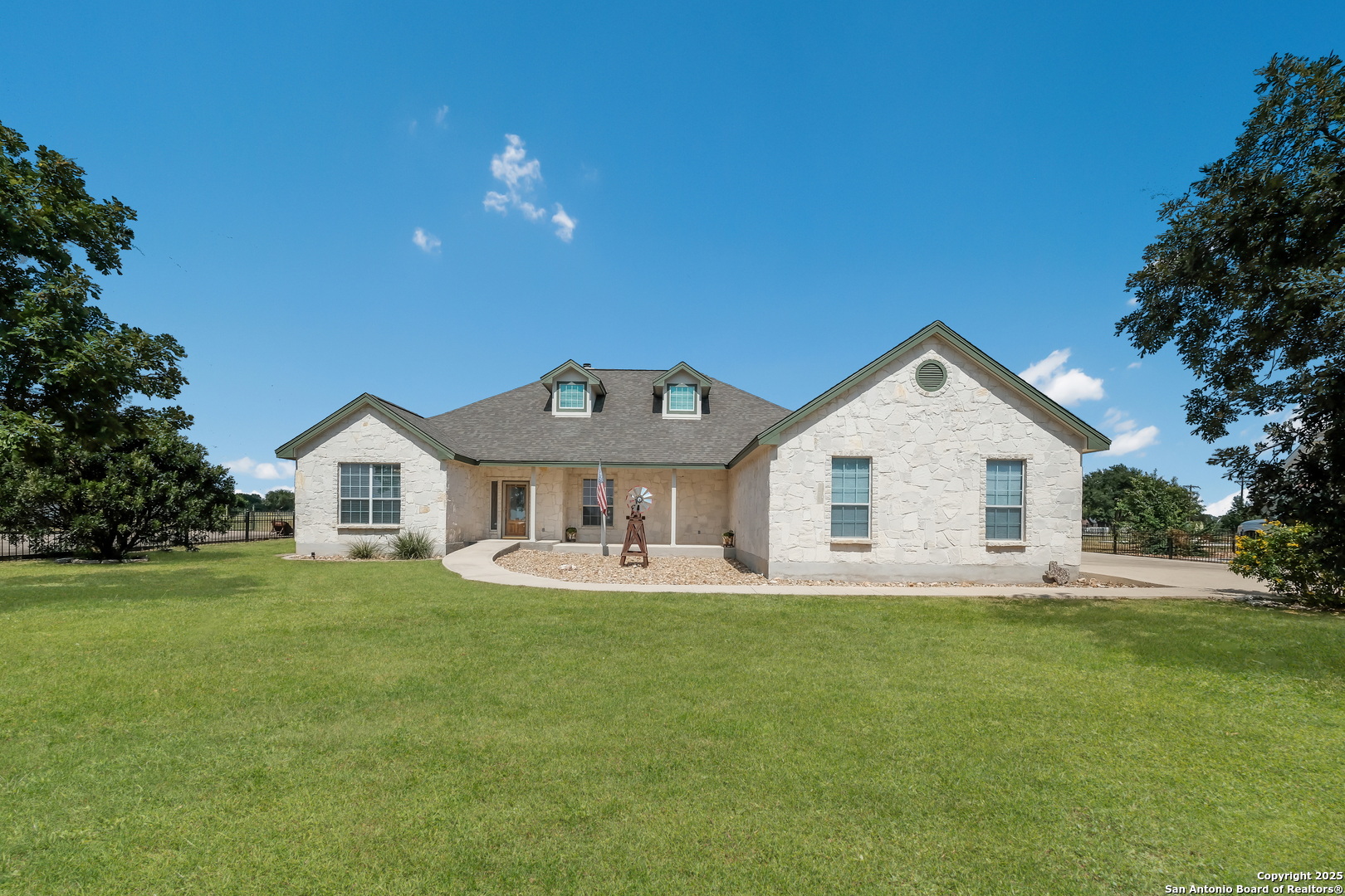 1205 County Road 4516