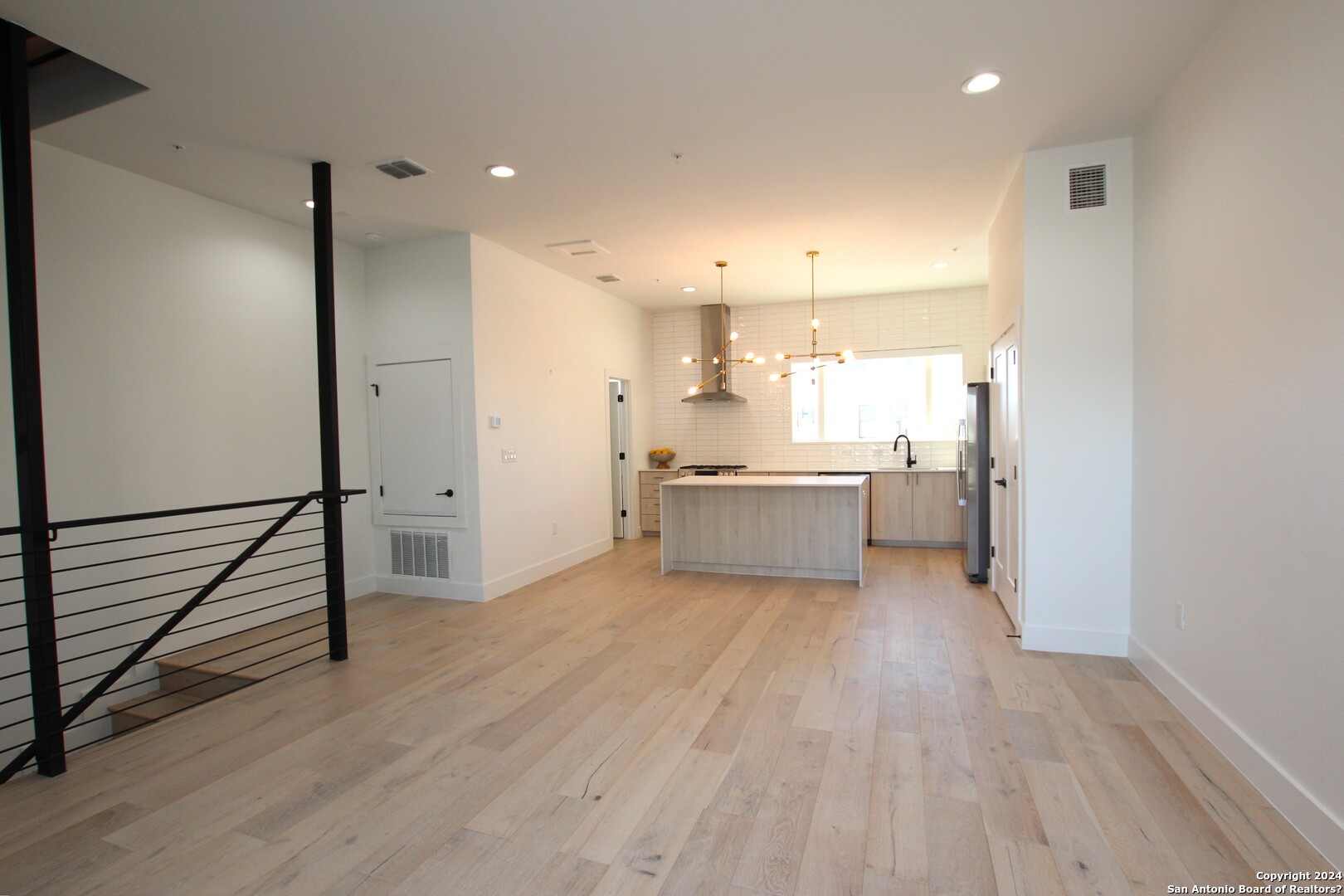 203 PASCHAL ST 102