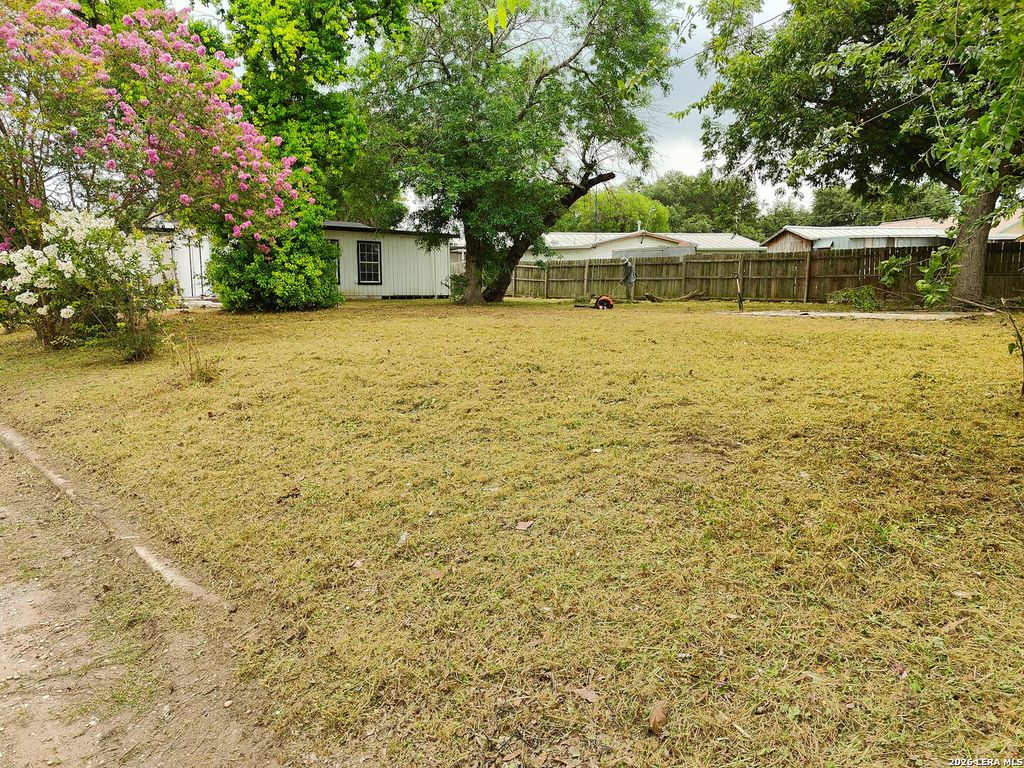 Photo of 9923 EVENINGWAY DR, San Antonio, TX 78233 (MLS # 1994126)