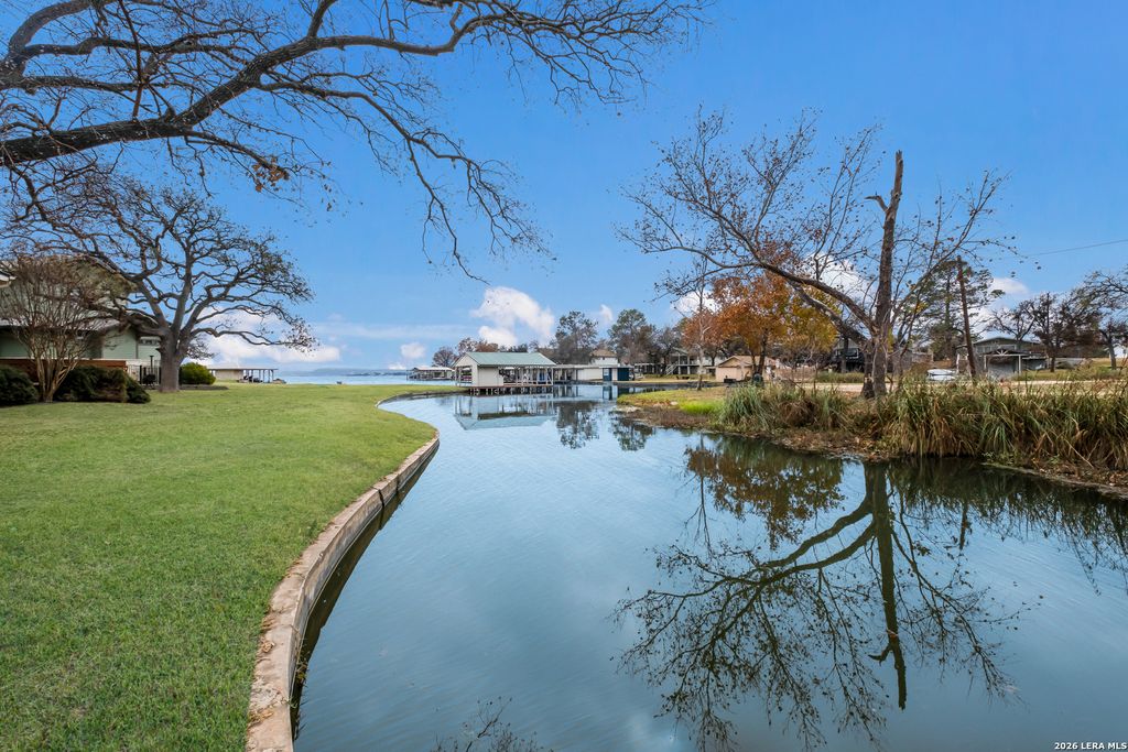 Photo of 409 S Timberhill, Granite Shoals, TX 78654 (MLS # 1944346)