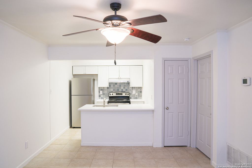 Photo of 11610 Vance Jackson 981 #981, San Antonio, TX 78230 (MLS # 1934172)