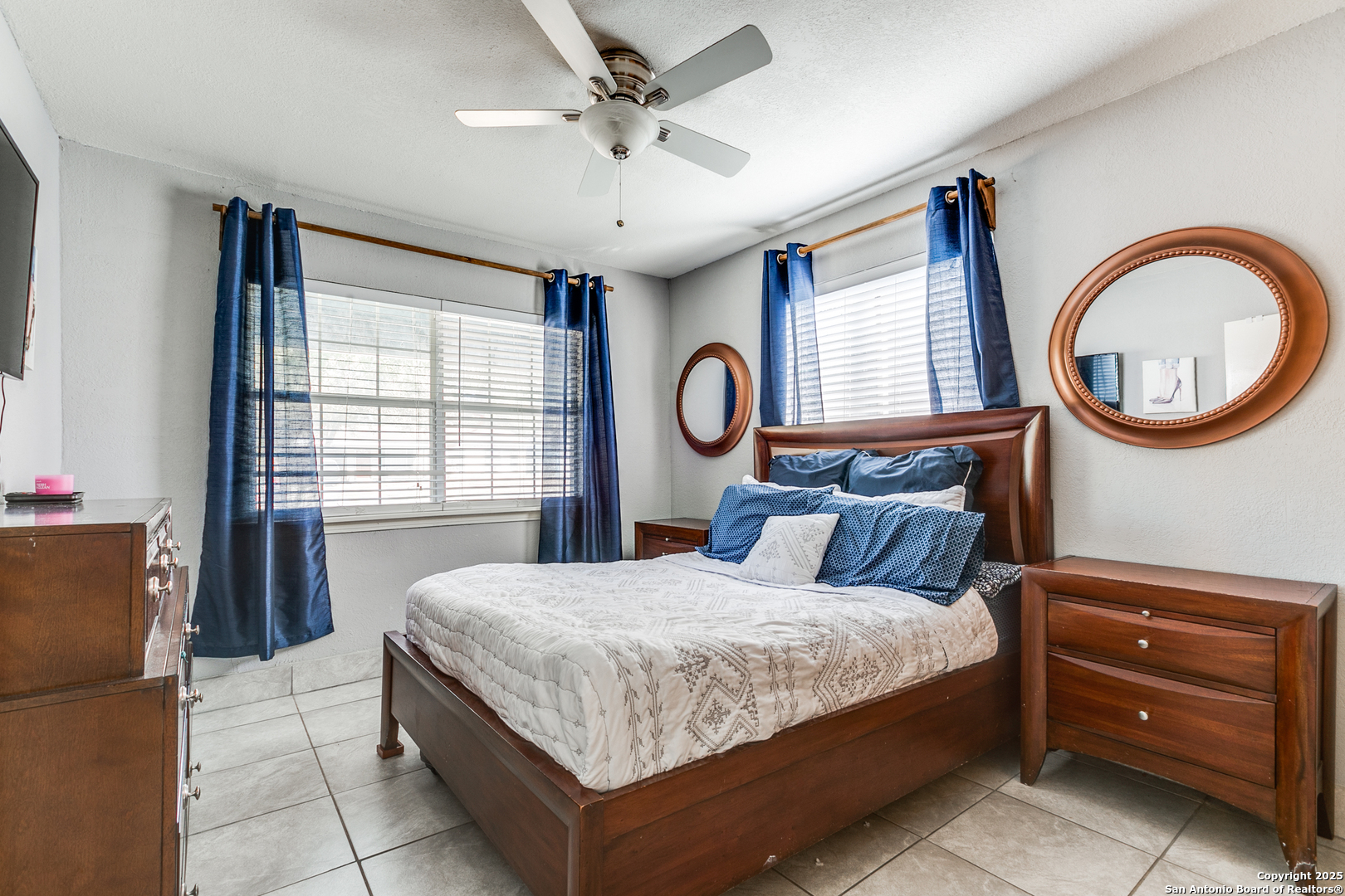 450 E Palfrey
