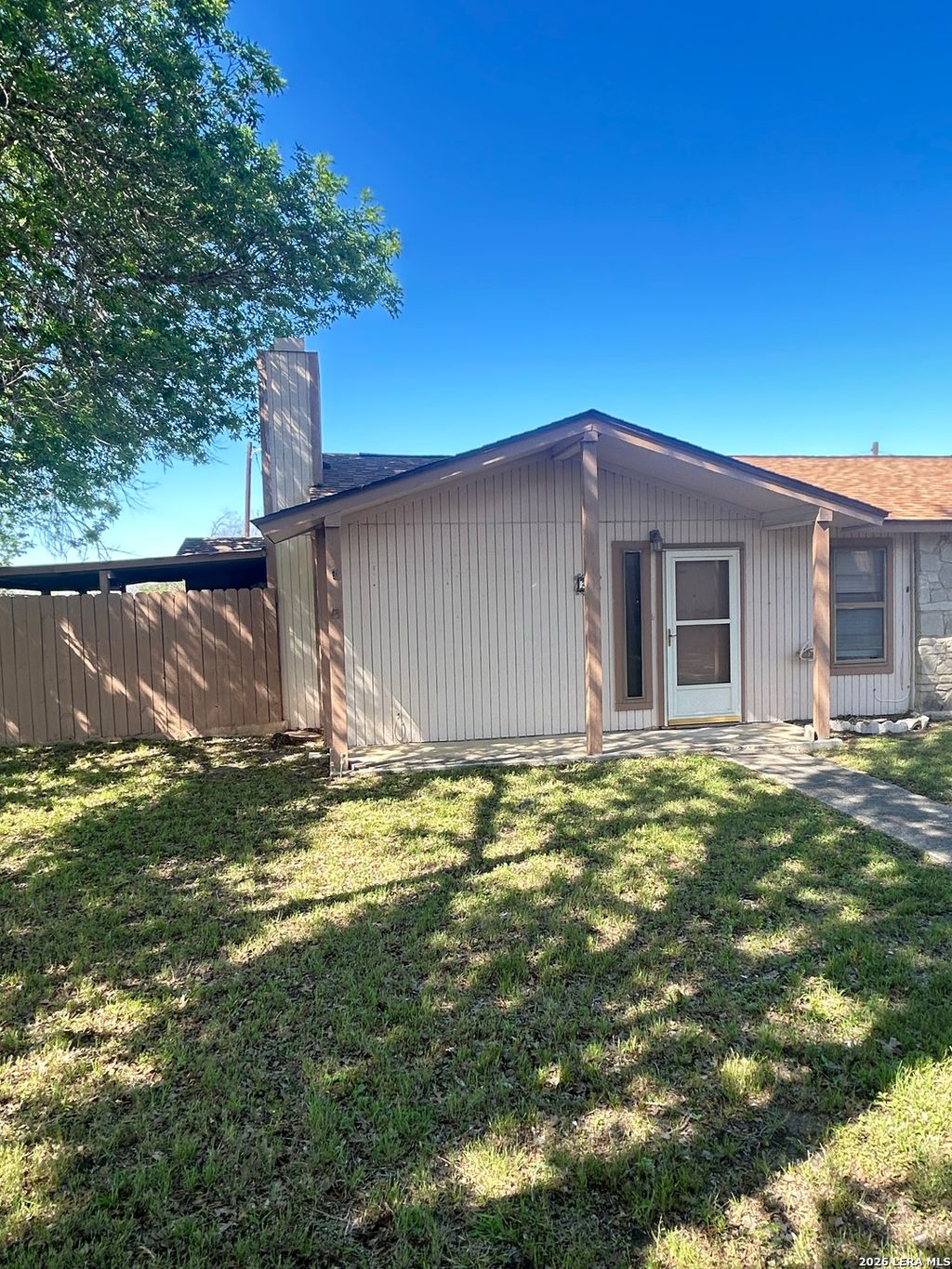 Photo of 1051 COUNTRY CLUB G-28 28 #28, Seguin, TX 78155 (MLS # 1951278)