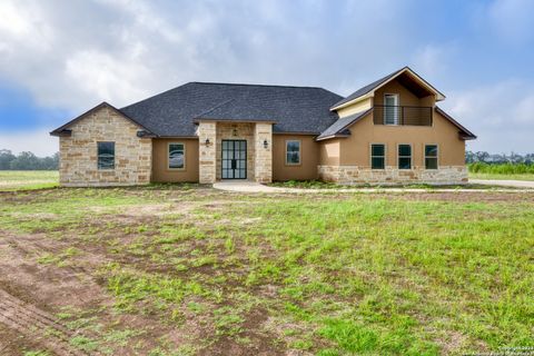 A home in Bandera