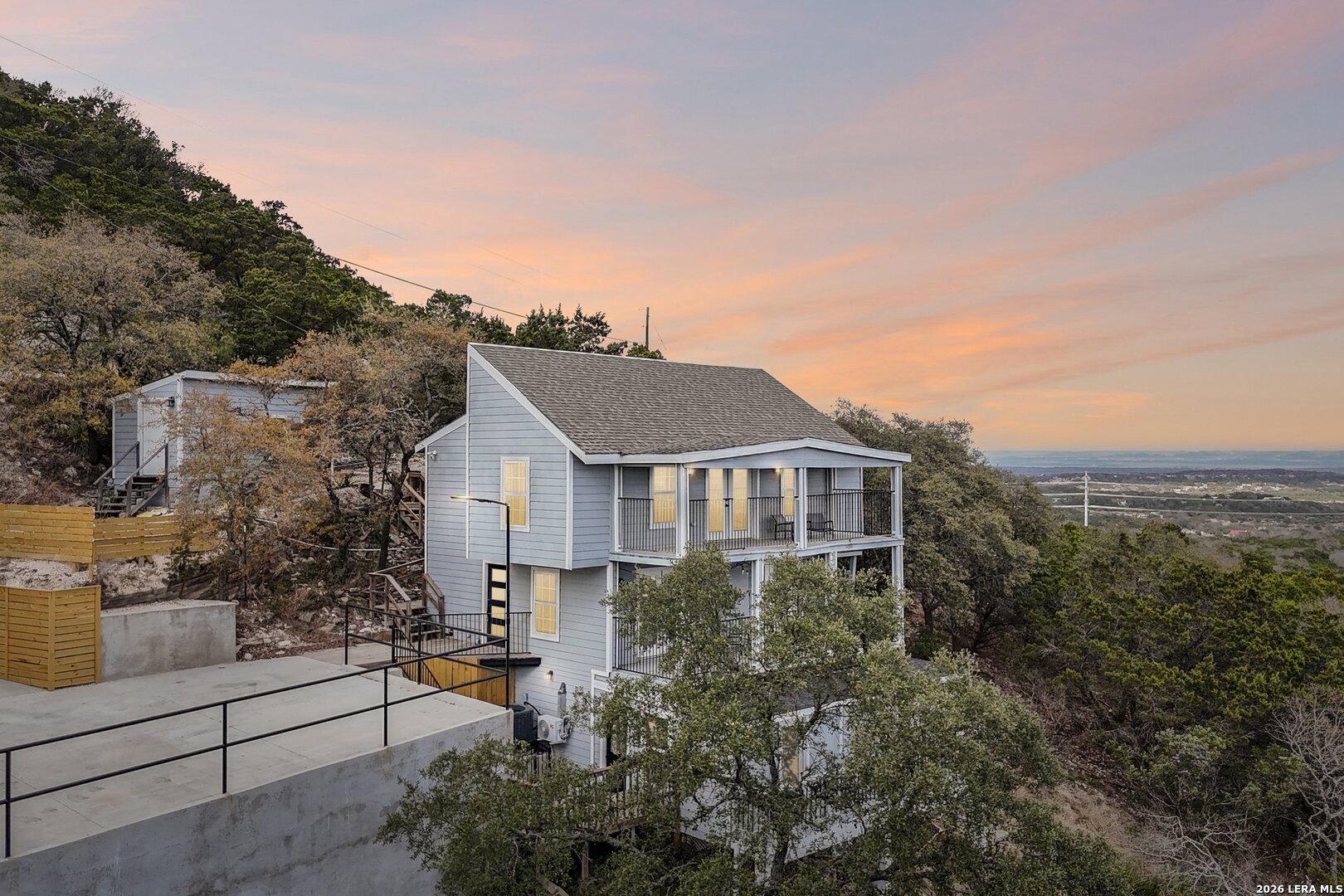 144 SABINE RD