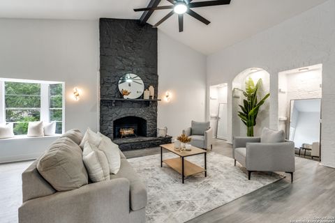 11915 Los Cerros San Antonio TX 78233