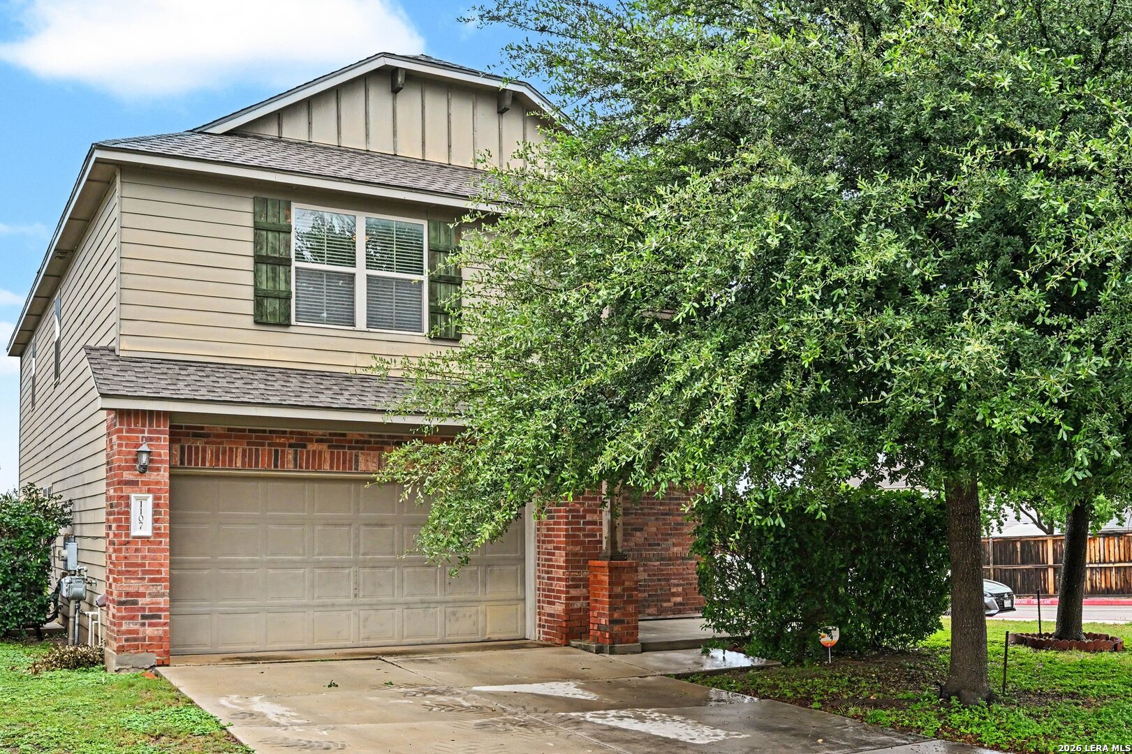 1107 Caspian Pt