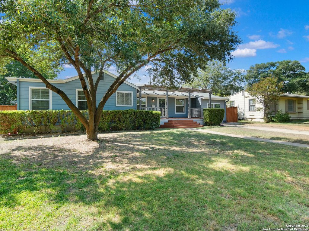 Photo of 338 BREES BLVD, San Antonio, TX 78209 (MLS # 1914299)