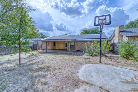 A home in Uvalde