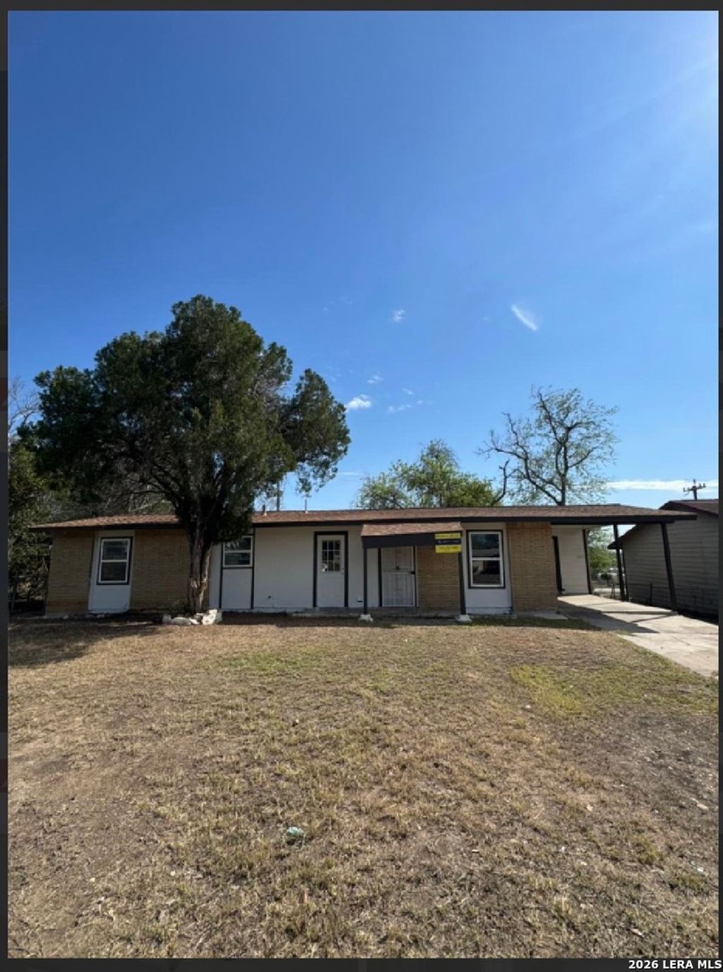 Photo of 174 OAK VALLEY DR, San Antonio, TX 78227 (MLS # 2000710)