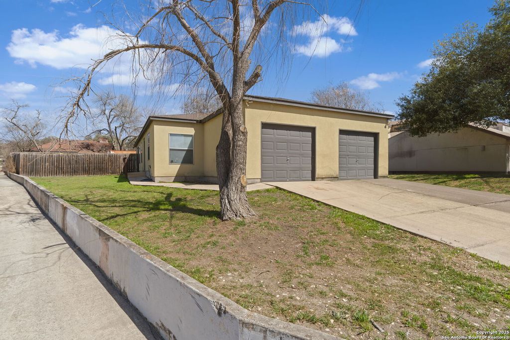 Photo of 14532 Clovelly Wood, San Antonio, TX 78233 (MLS # 1956965)