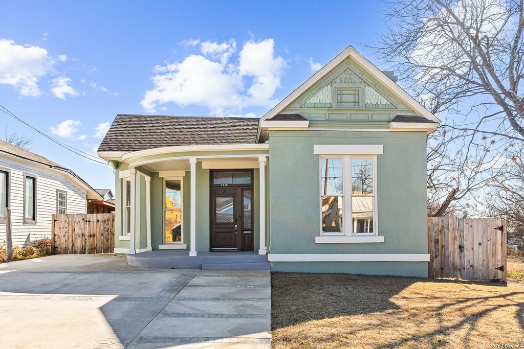 Photo of 1018 Wyoming, San Antonio, TX 78203 (MLS # 1941277)