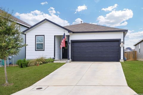 13225 Hagerd Loop St Hedwig TX 78152