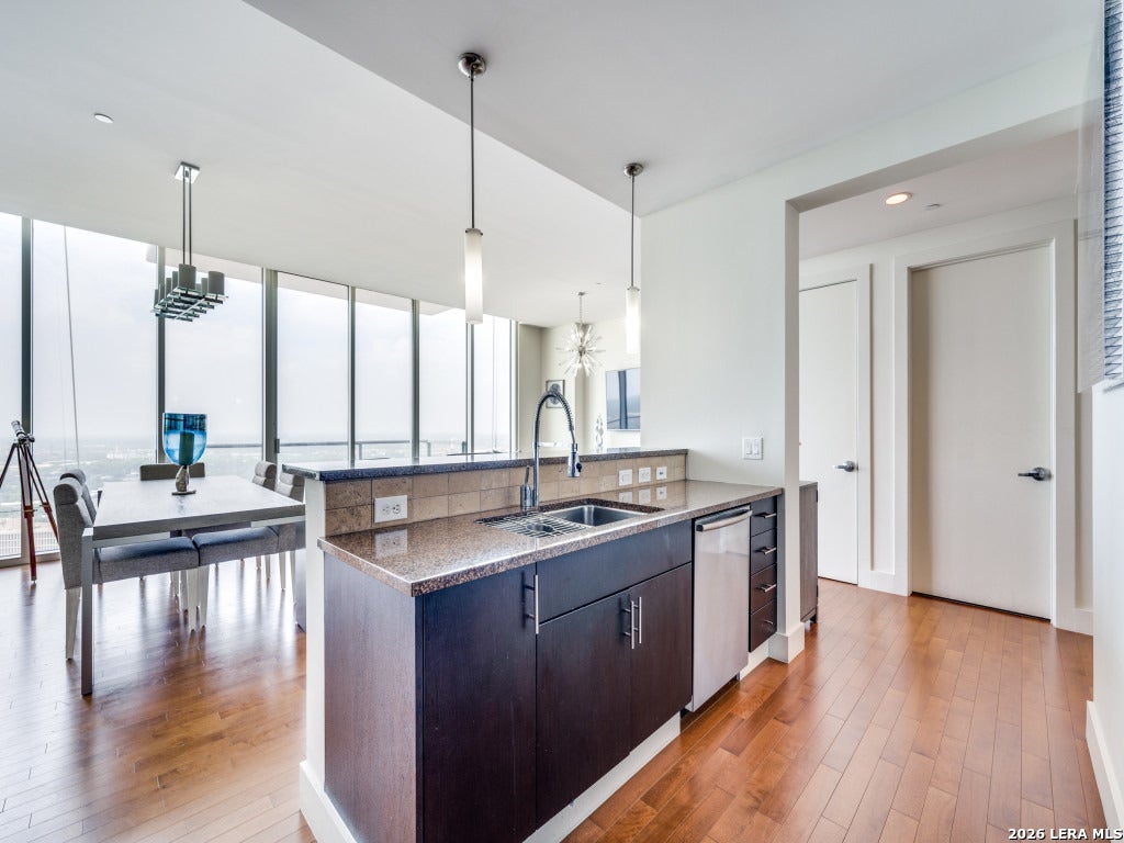 Photo of 610 E Market St 2711 #2711, San Antonio, TX 78205 (MLS # 2007109)