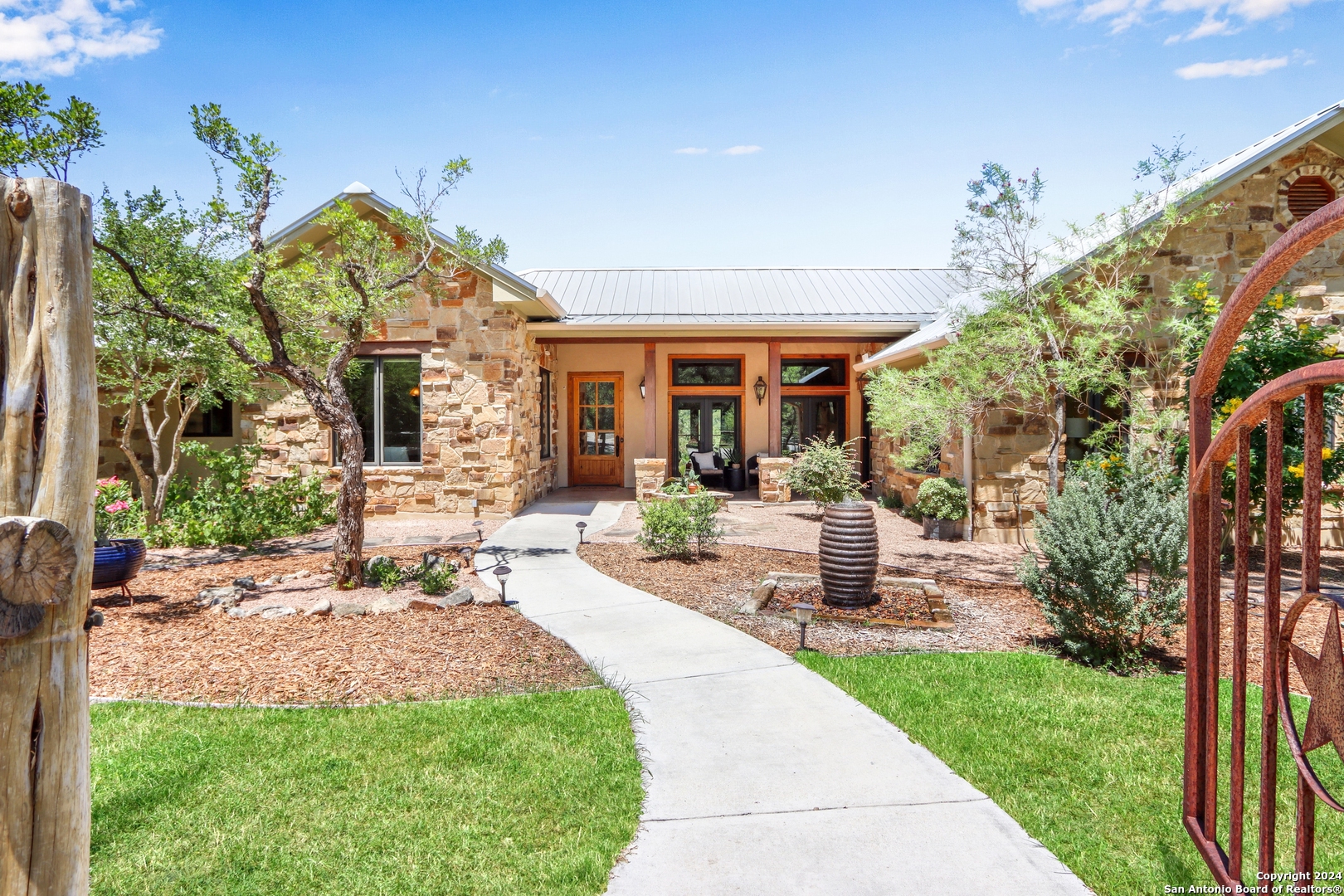701 River Bend Blvd