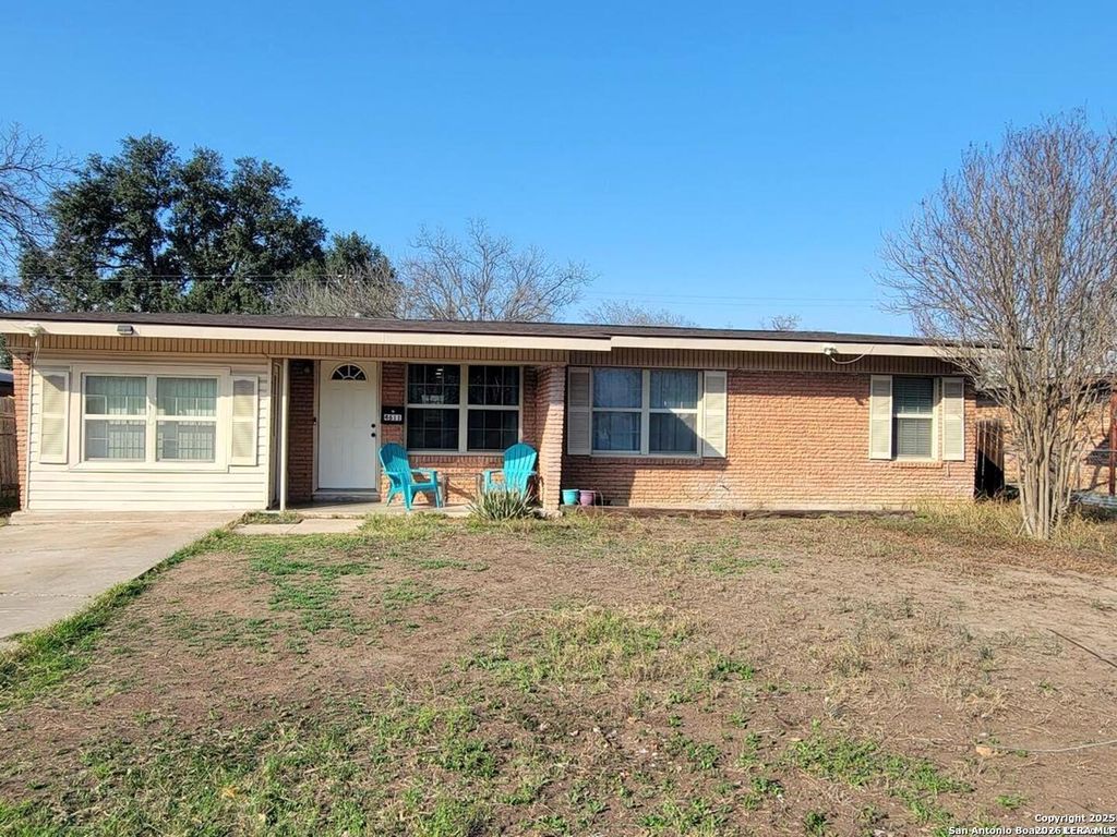 Photo of 4611 Creekmoor Dr, San Antonio, TX 78220 (MLS # 1842309)