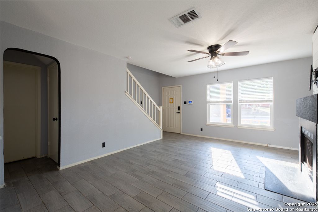 Photo of 13058 Maple Park Dr, San Antonio, TX 78249 (MLS # 1913154)