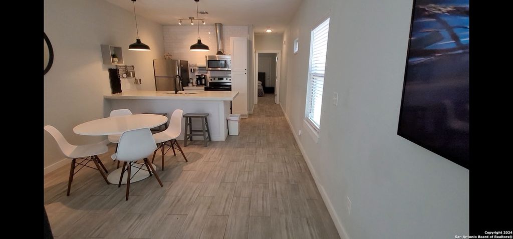 Photo of 908 CAMARON ST, San Antonio, TX 78212 (MLS # 1879399)