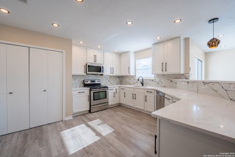 Tiny photo for 6638 Suncliff Crest, San Antonio, TX 78238 (MLS # 1931208)