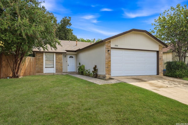 7226 BRANDYRIDGE, SAN ANTONIO, TX 78250 - Image 71729da2ca0658fed9d0e5d77b5ec81a/1441701159