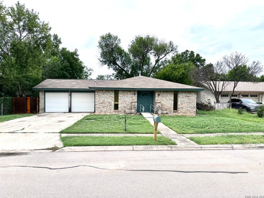 7019 FOREST MOSS ST, SAN ANTONIO, TX 78240 - Image 7181793245312bb91bca8191cb8e22fb/1789976187
