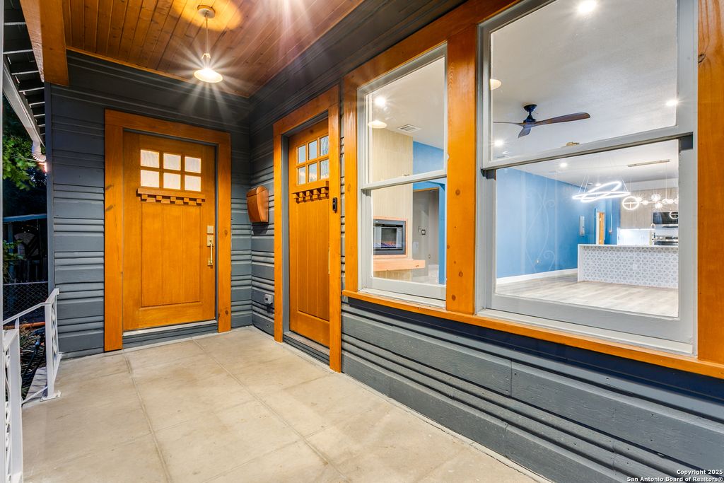 Photo of 915 Mason, San Antonio, TX 78208 (MLS # 1910031)