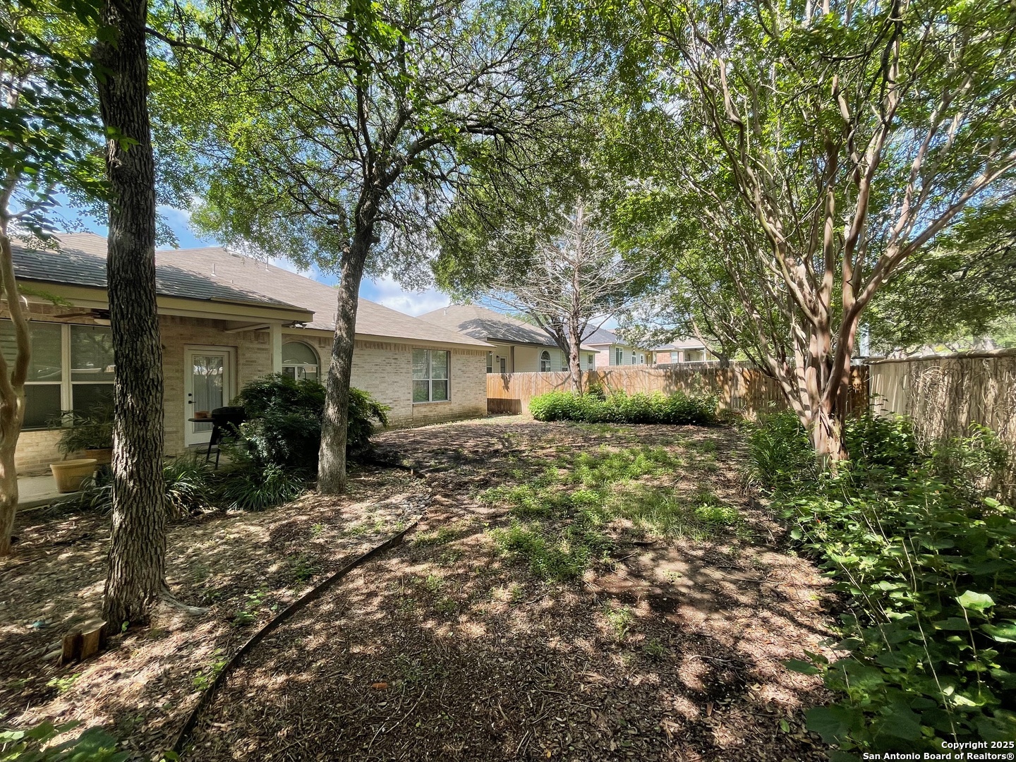 8323 Eagle Peak