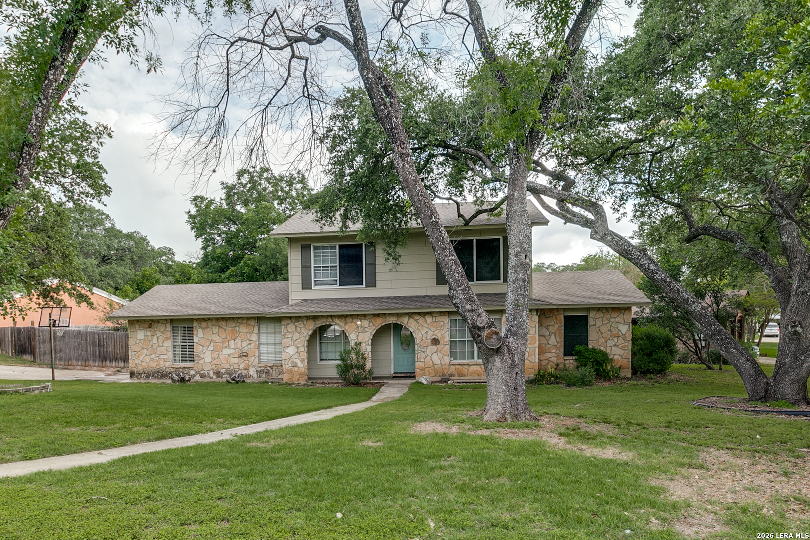14307 Parkhurst - Photo 2