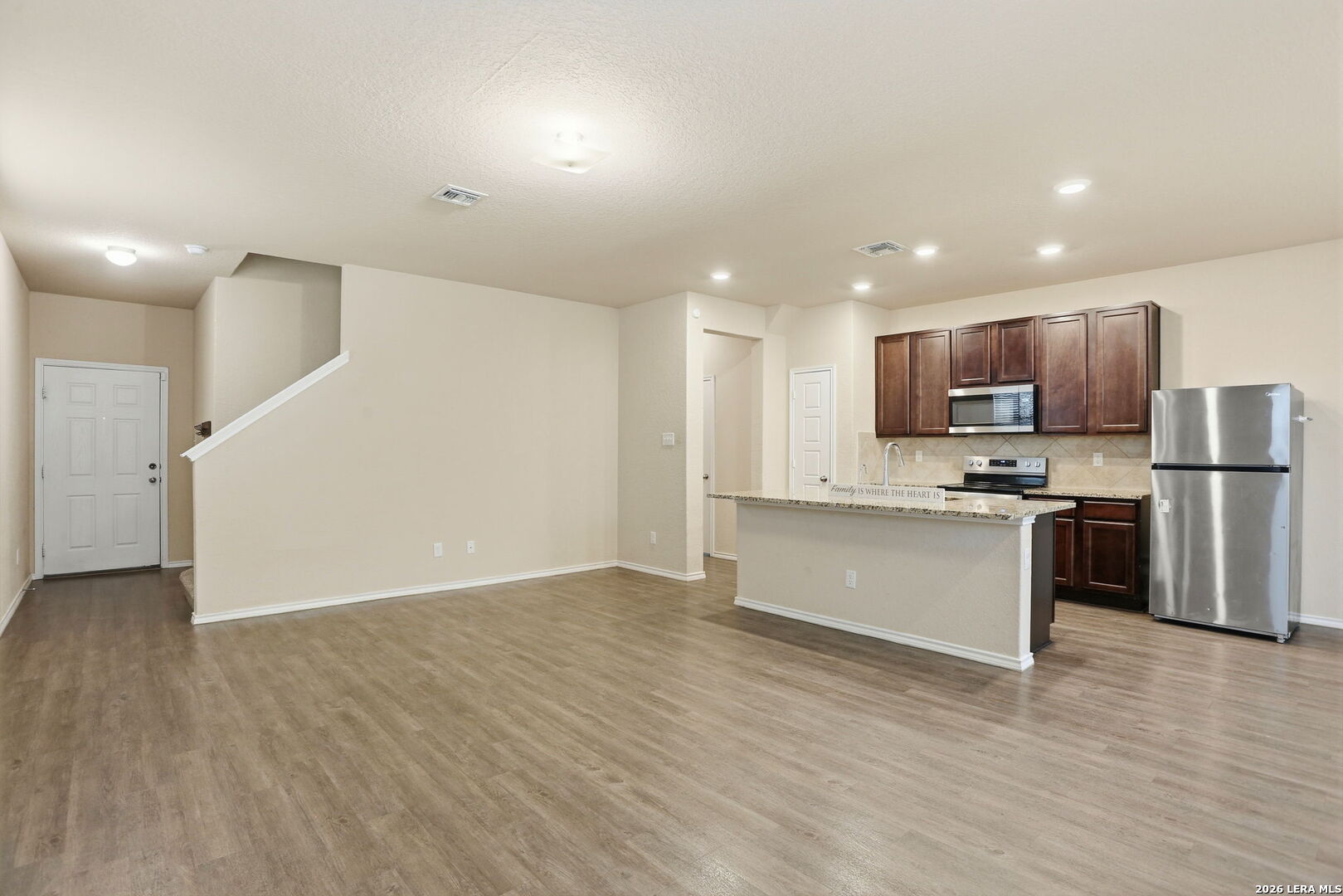 10531 Green Rock