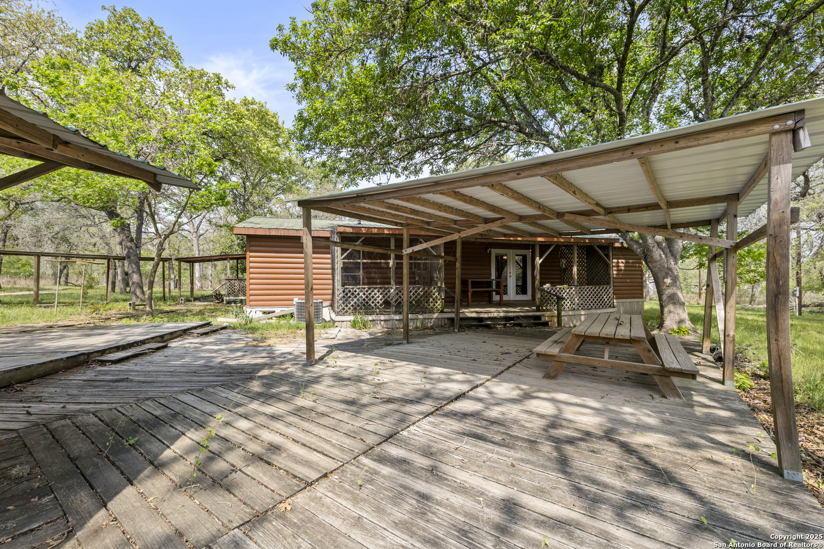 1189 Vivroux Ranch