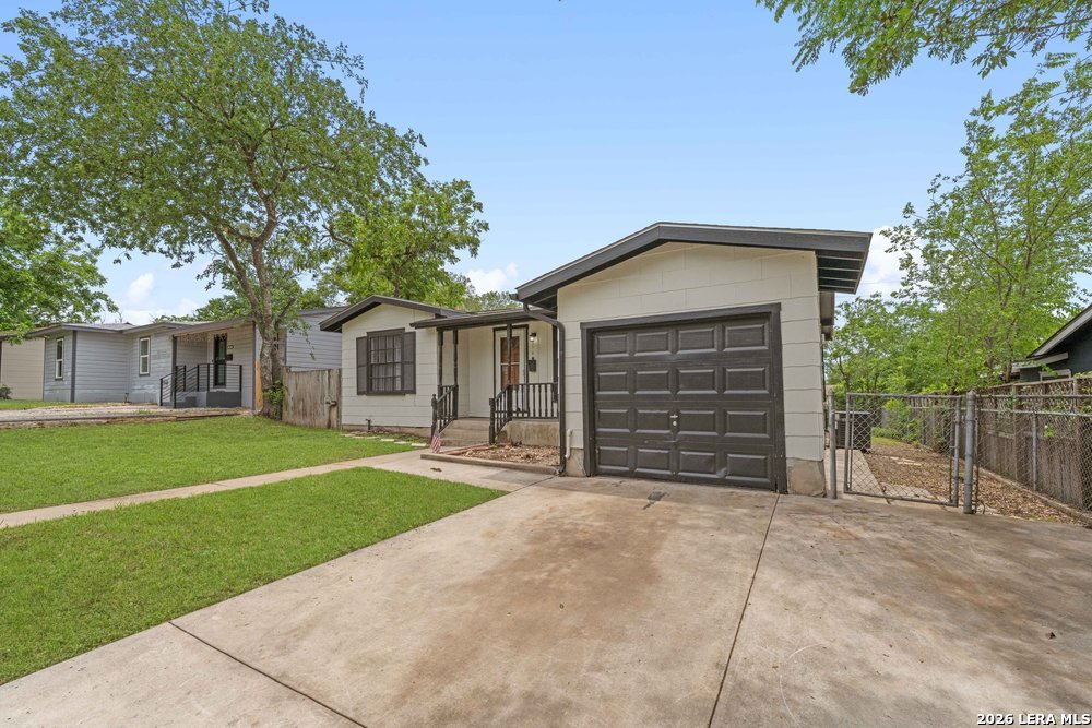 310 Sumner Dr