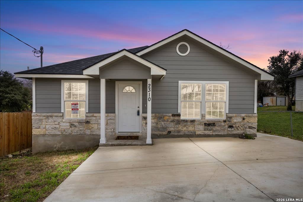 Photo of 2310 MARTIN LUTHER KING DR, San Antonio, TX 78203 (MLS # 2004391)