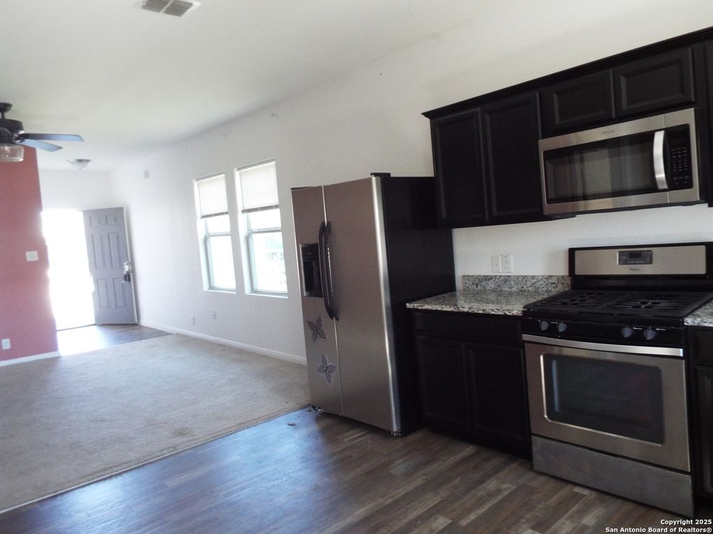 Photo of 4937 Hallies Garden, St Hedwig, TX 78152 (MLS # 1887046)