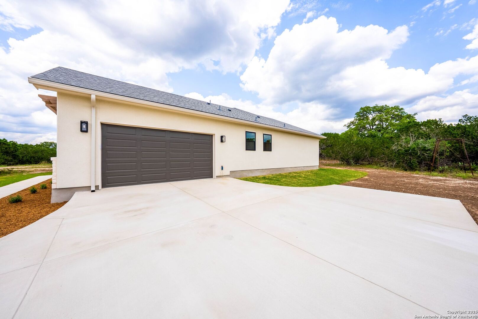 265 Vaquero Dr