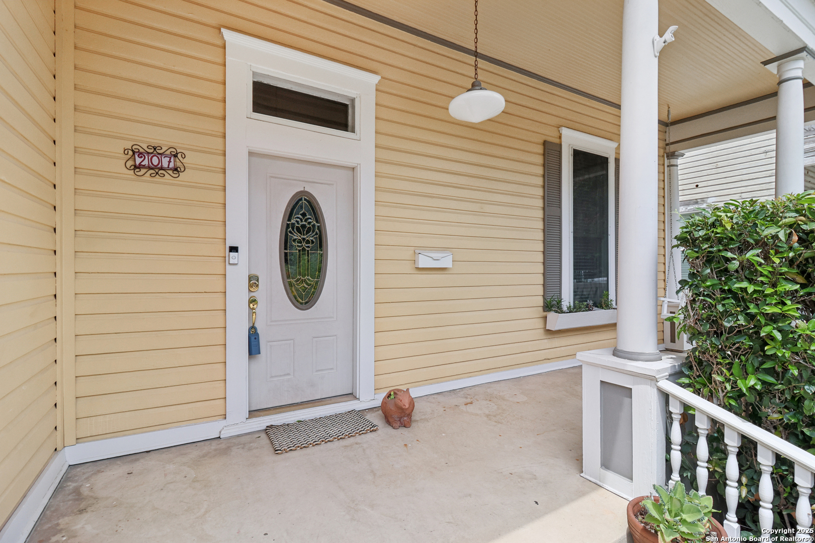 207 Florida St.
